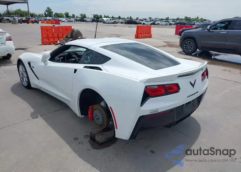 2017 Chevrolet Corvette Stingray из США, поврежденный, VIN 1G1YD2D71H5110539